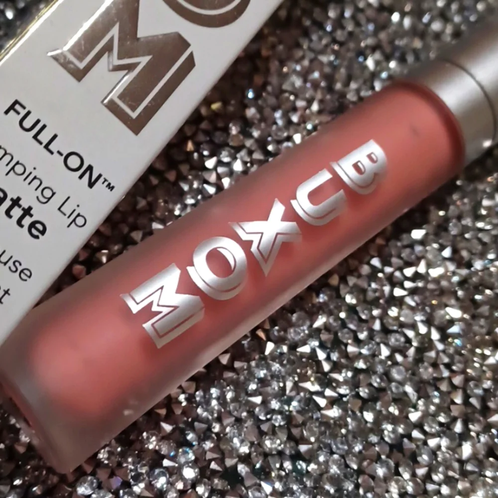 ❇️CATCHING RAYS Buxom Full-On Plumping Matte Lip Polish NWT